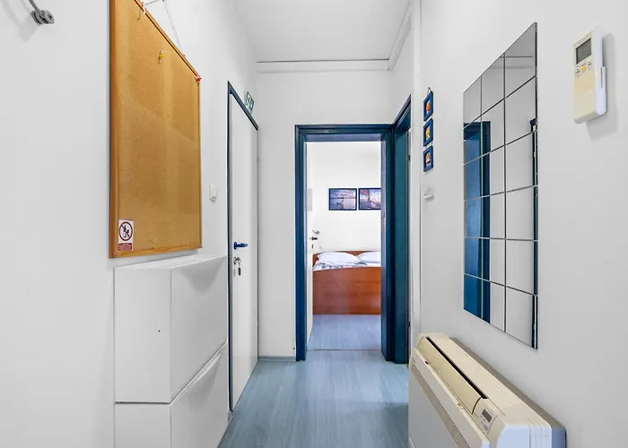 1 Bedroom Awesome In